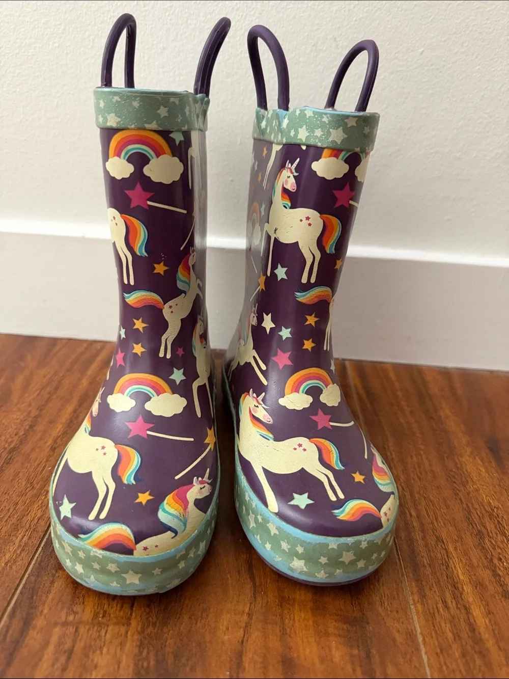 🏷️ 5 for $25 🏷️ Western Chief rainbows, size 10